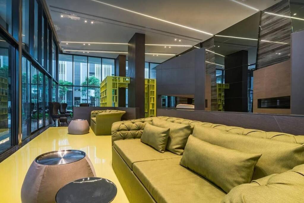 The Base Condo Center Of Pattaya Rooftop Swimming Pool Экстерьер фото