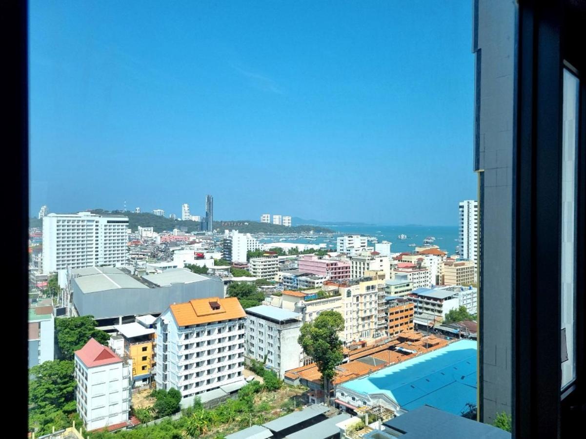 The Base Condo Center Of Pattaya Rooftop Swimming Pool Экстерьер фото