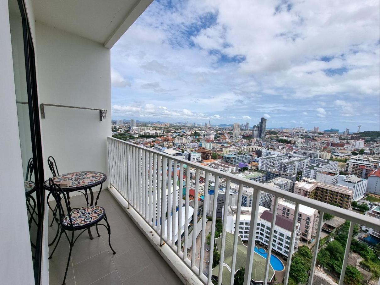 The Base Condo Center Of Pattaya Rooftop Swimming Pool Экстерьер фото